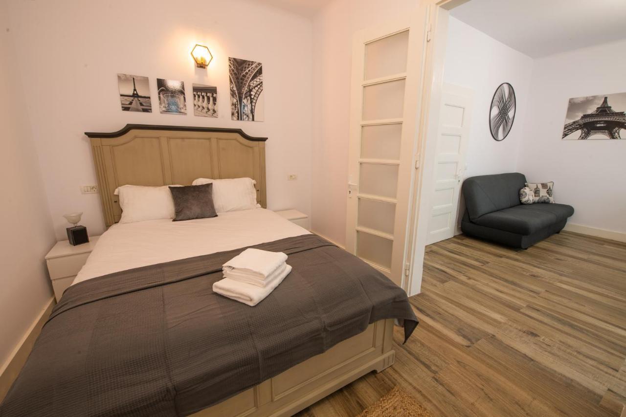 Old Town Suites Braşov Exteriör bild