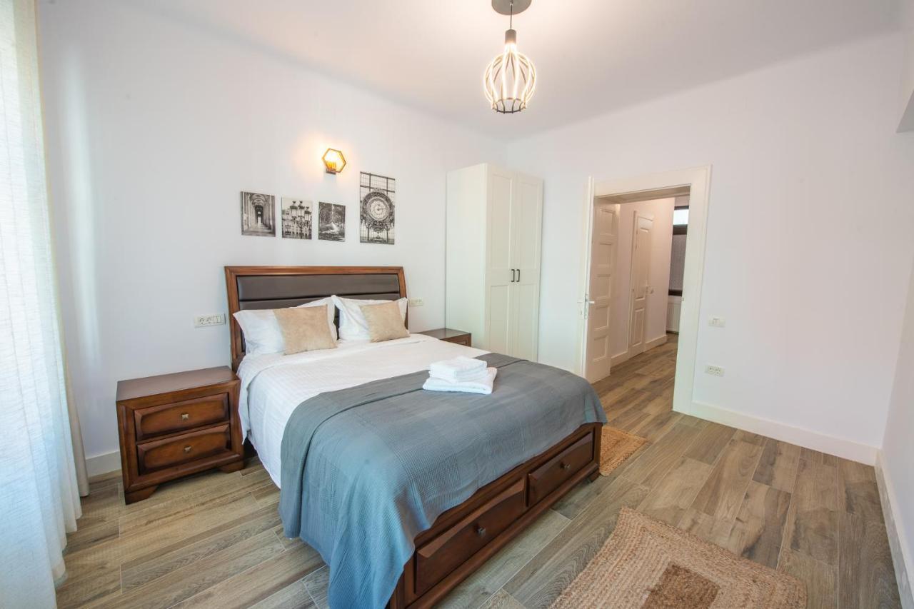 Old Town Suites Braşov Exteriör bild