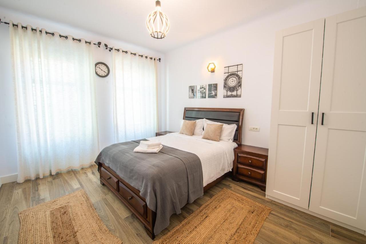 Old Town Suites Braşov Exteriör bild