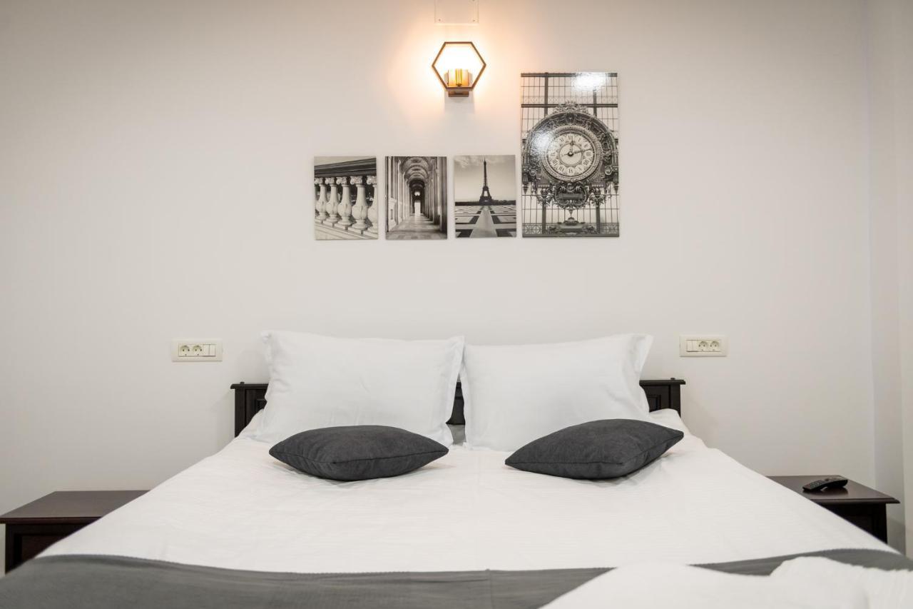 Old Town Suites Braşov Exteriör bild